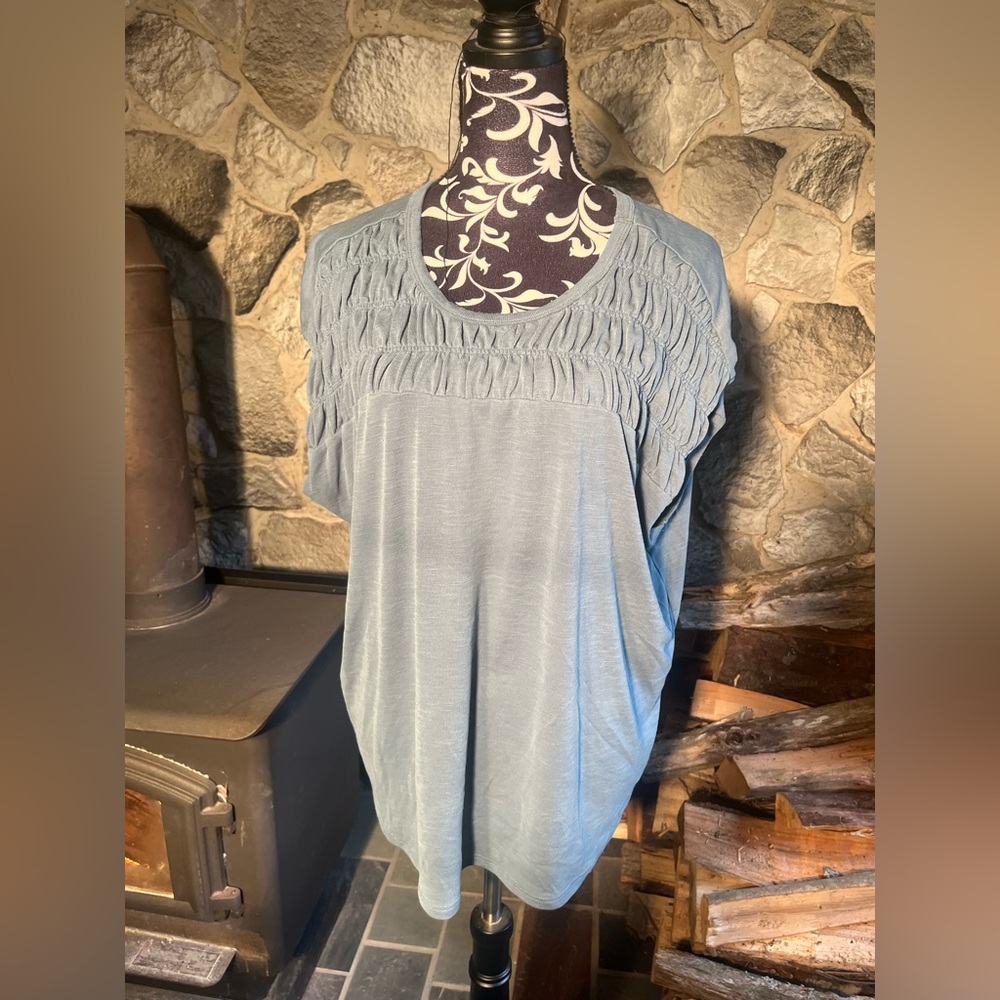 Maurice’s Blue Short Sleeve Shirt XXL
